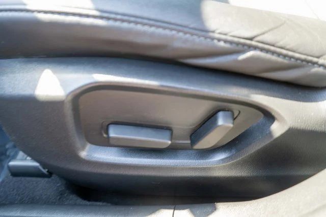 Used 2020 Black Mazda Touring image 21