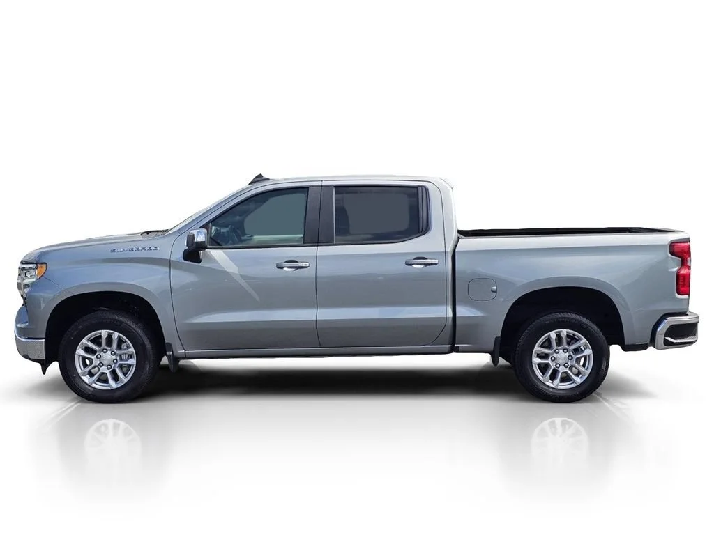 Used 2023 Sterling Gray Metallic Chevrolet LT image 12