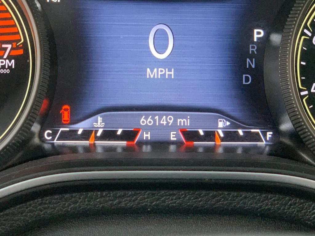 Used 2022 Gray Jeep Limited image 30