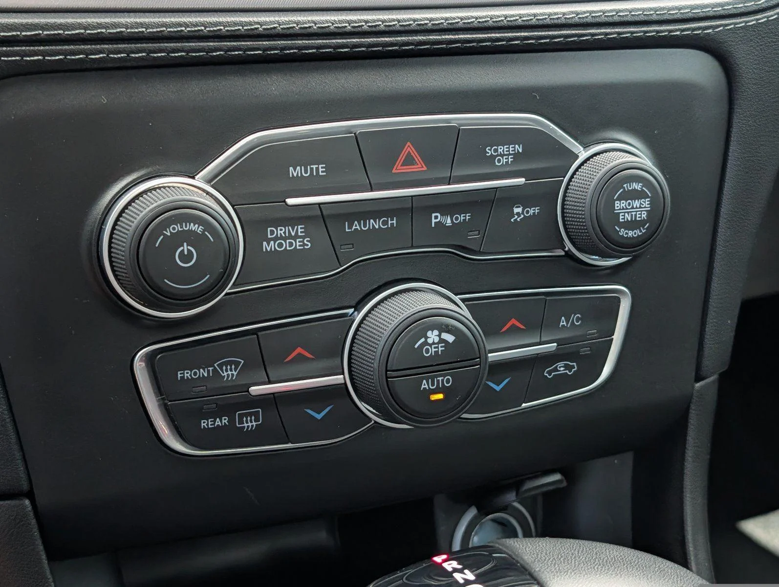 Used 2023 Go Mango Dodge Scat Pack image 20