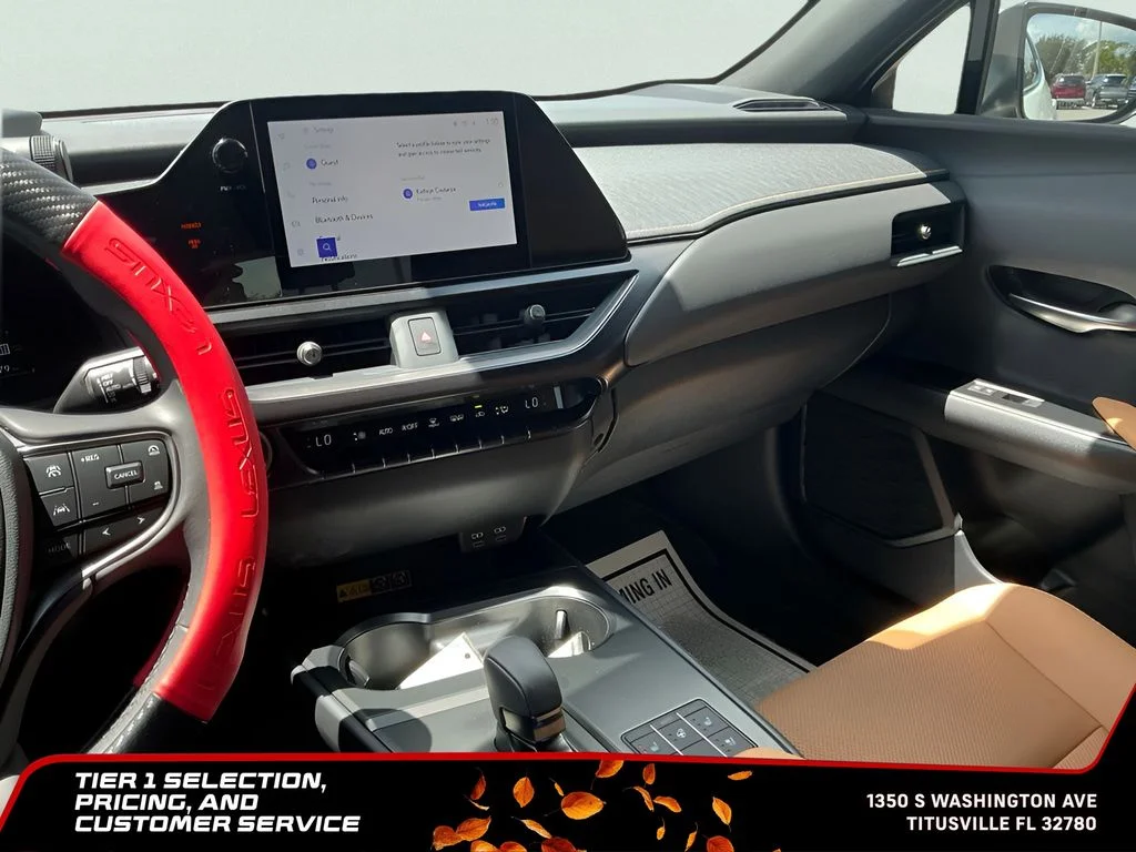 Used 2025 White Lexus 300h Premium image 37