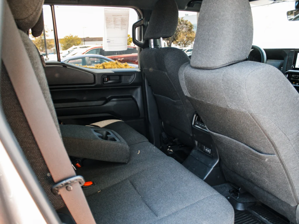 Used 2025  Toyota  image 27