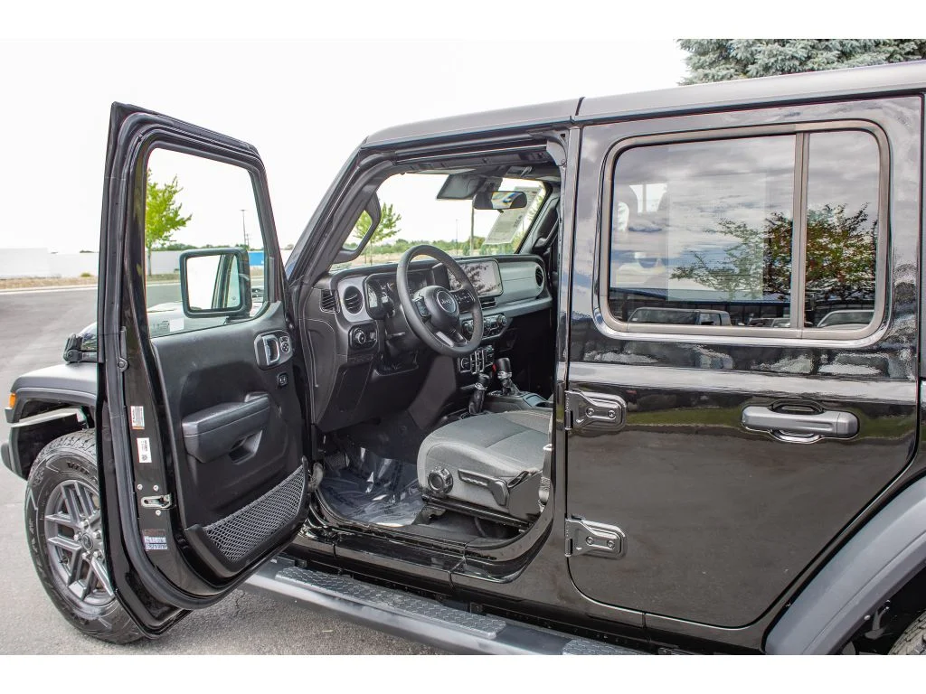 Used 2024 Black Clearcoat Jeep Sport S image 24