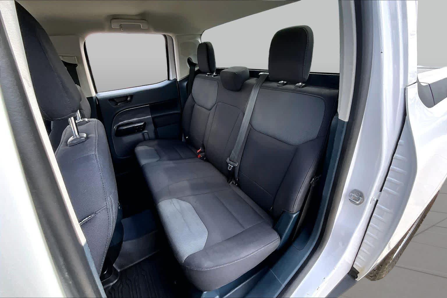 Used 2022 Oxford White Ford XL image 21