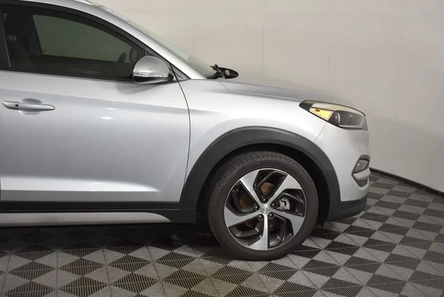 Used 2017 Silver Hyundai Sport image 12