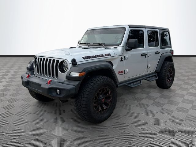 Used 2022 Silver Jeep Unlimited Sport Altitude image 3