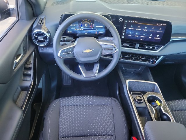 2027 Chevrolet Equinox LT - Photo 7