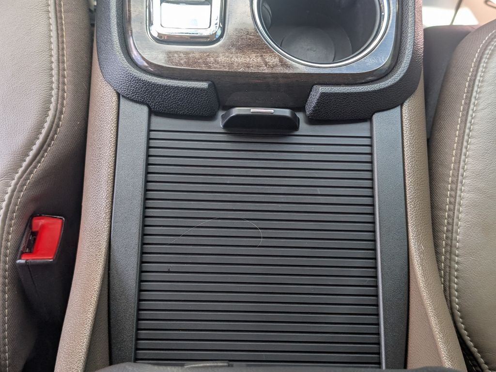 Used 2017 Silver GMC Limited image 22