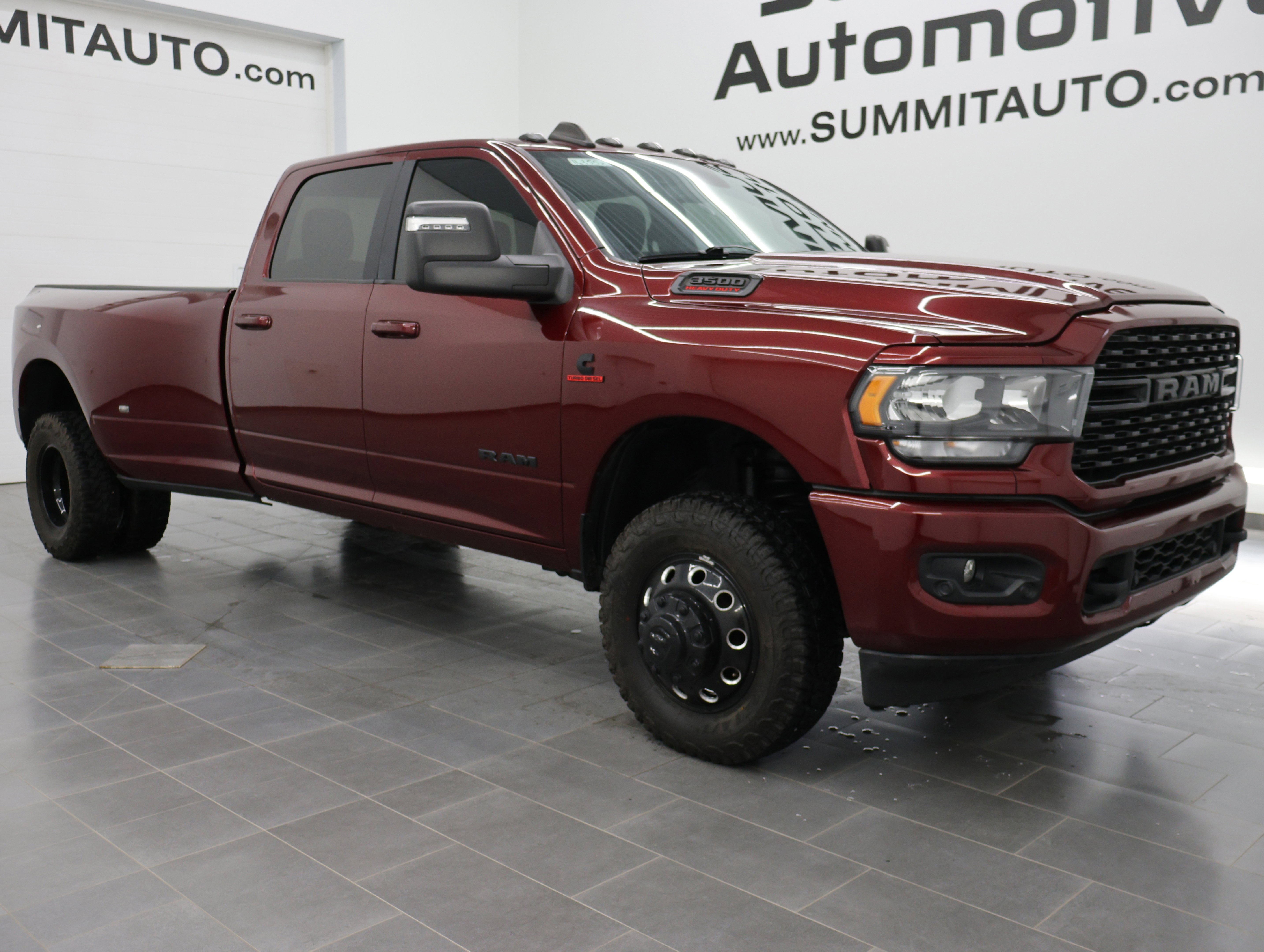 Used 2023 Delmonico Red Pearlcoat Ram 4x4 Crew Cab Big Horn DRW: CREW-LONG-DRW-BIG HORN LVL 1-NIGHT-6.7L DIESEL-NAV-4WD-1 OWNER image 2