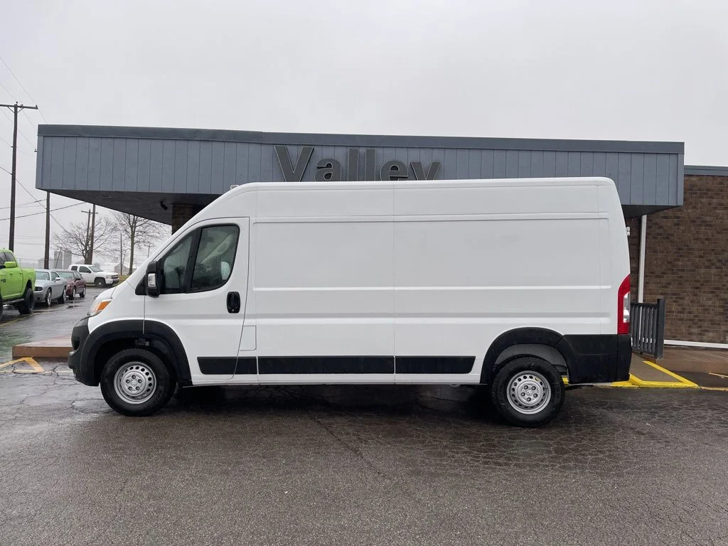 New 2025 Bright White Clear-Coat Exterior Paint RAM High Roof image 3