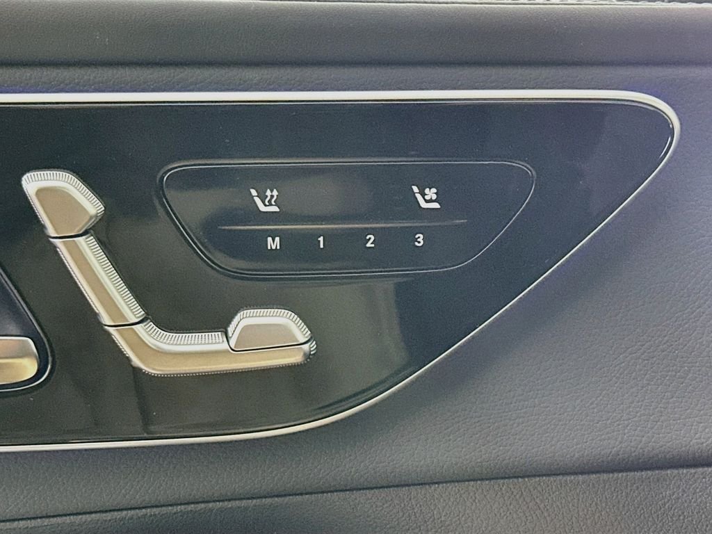 New 2026 Polar White Mercedes-Benz GLC 300 Coupe image 21