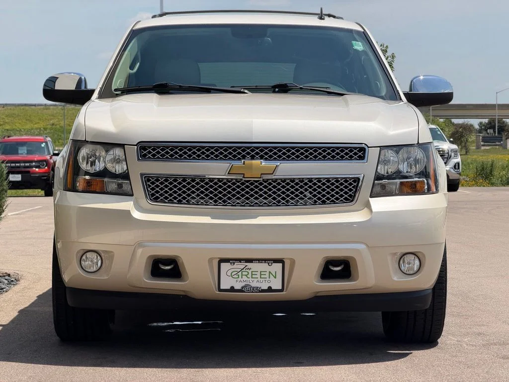 Used 2013 White Chevrolet LTZ image 5