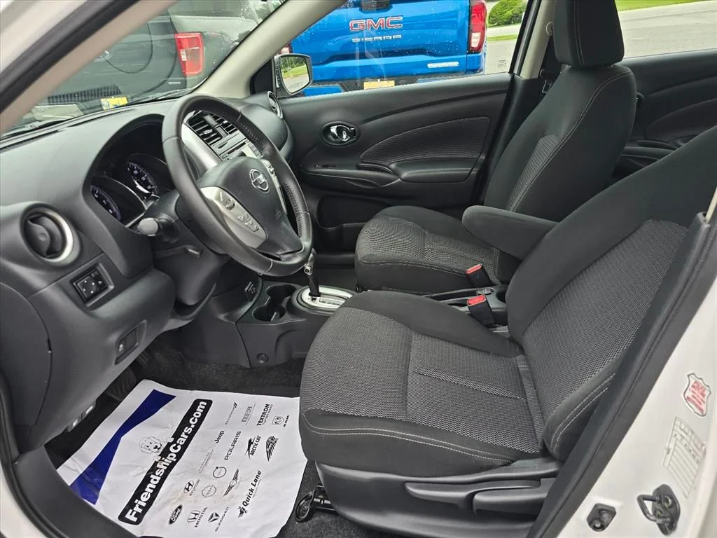Used 2018 White Nissan 1.6 SV image 11