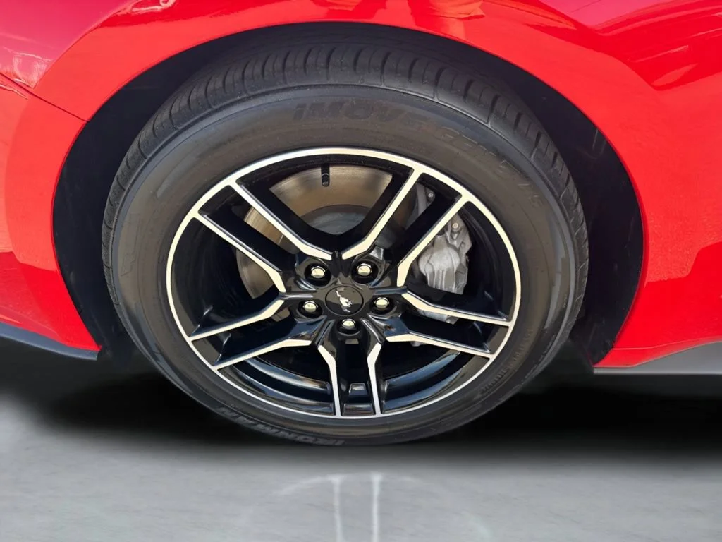 Used 2022  Ford GT image 32