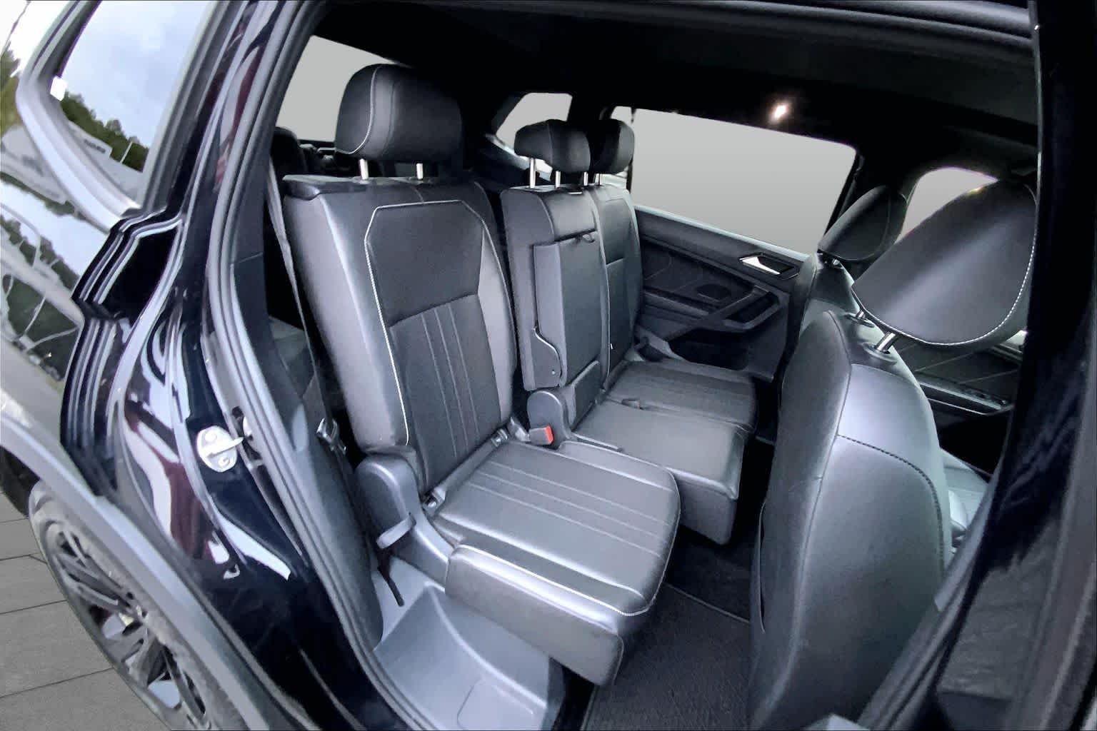 Used 2024 Deep Black Pearl Volkswagen SE R-Line Black image 17
