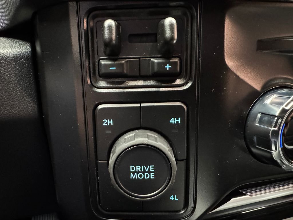 New 2026 Black Ford Platinum image 24