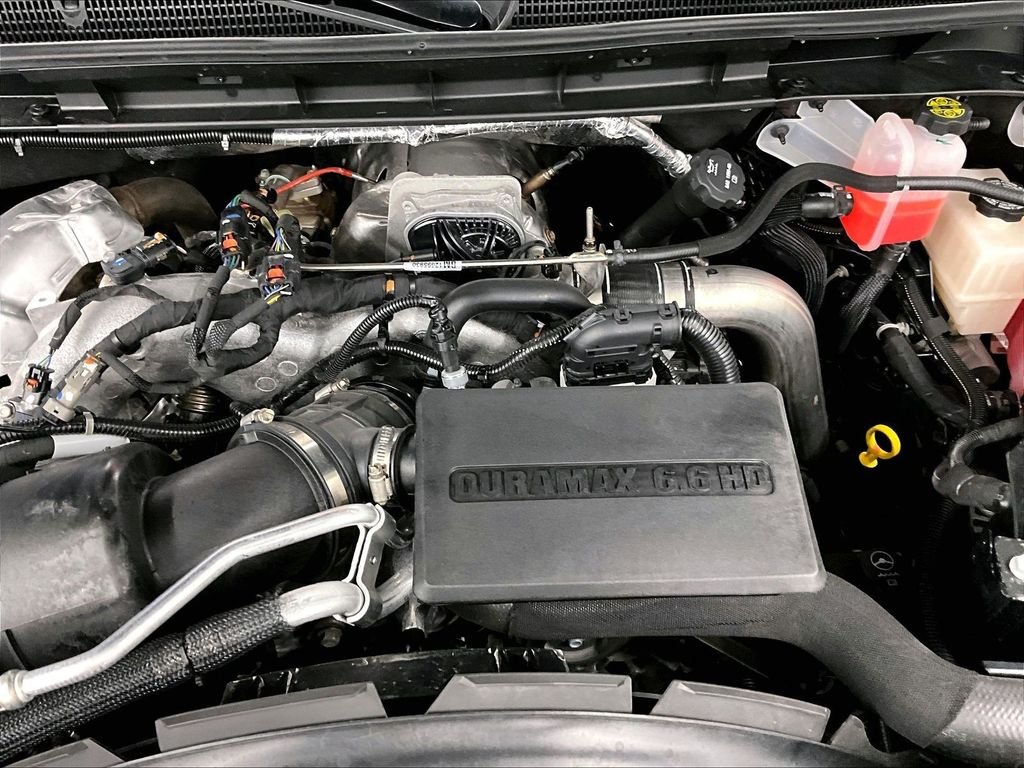 Used 2025 Summit White GMC Denali Ultimate image 34