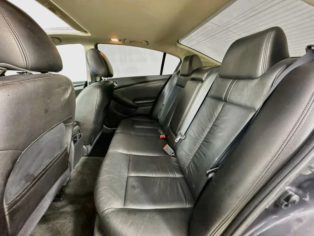 Used 2012 Dark Slate Metallic Nissan 3.5 SR image 28