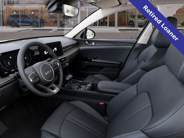 New 2025 Black Kia EX image 17