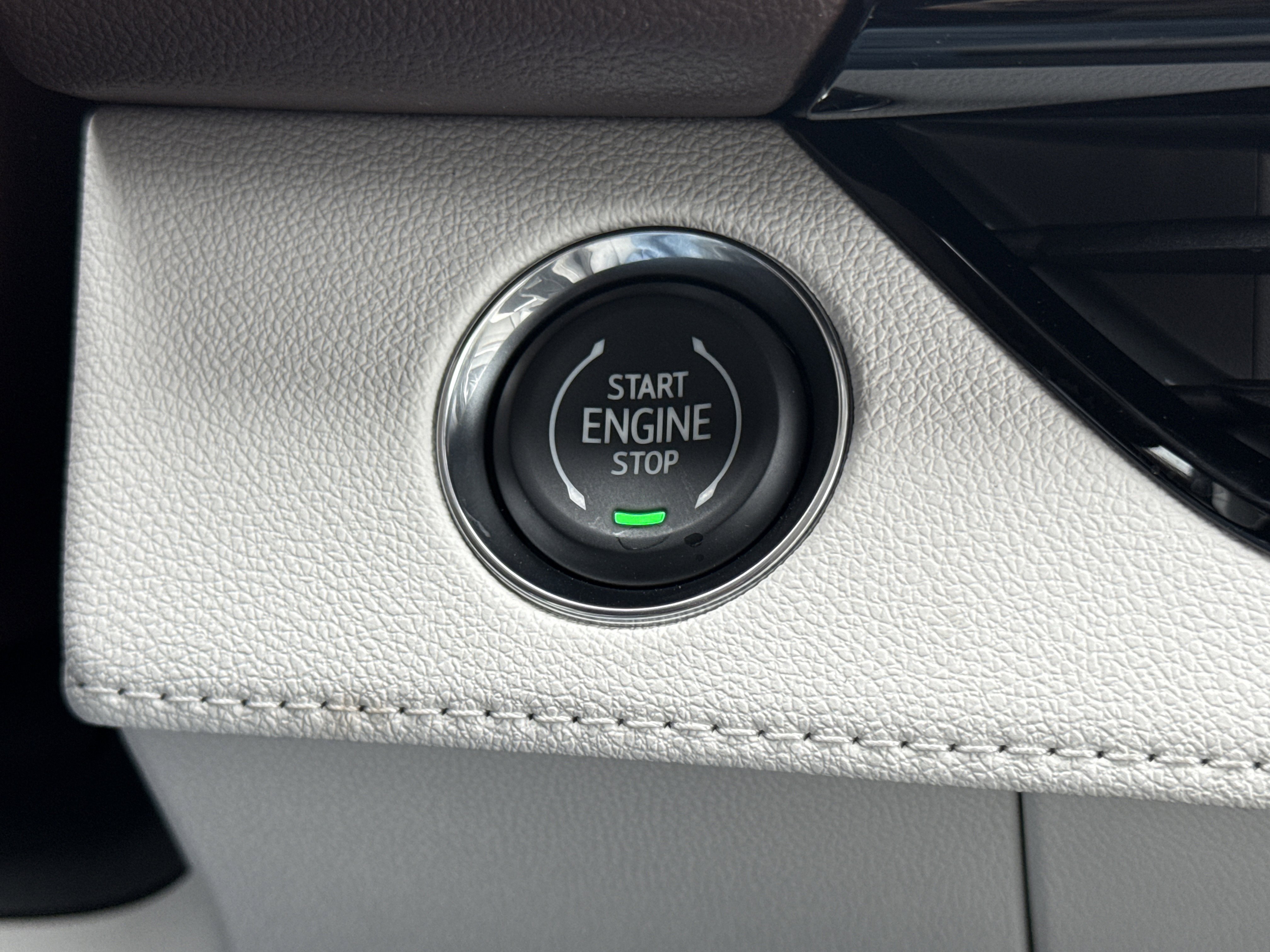 2026 Buick Enclave Avenir - Photo 25