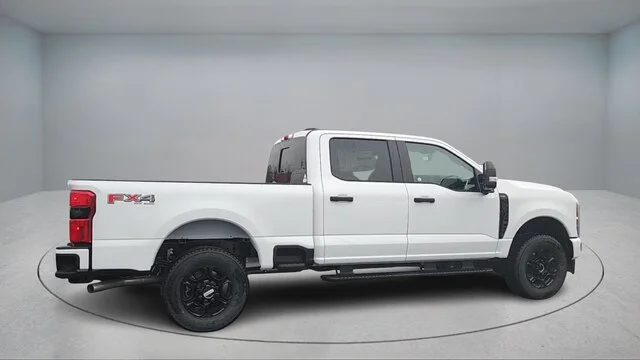 New 2026 Oxford White Ford F-250® XL image 26