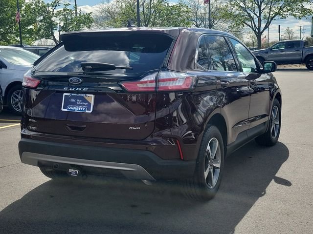 Used 2023 Burgundy Ford SEL image 4