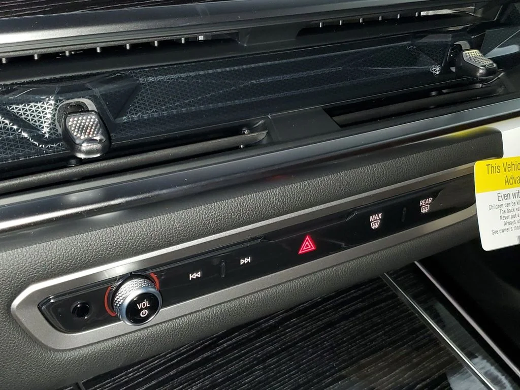 New 2026 Brooklyn Grey Metallic BMW sDrive40i image 23