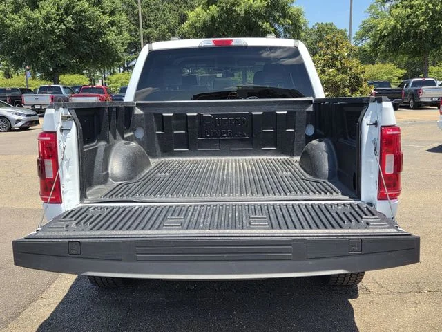 Used 2023 Oxford White Ford XLT image 23