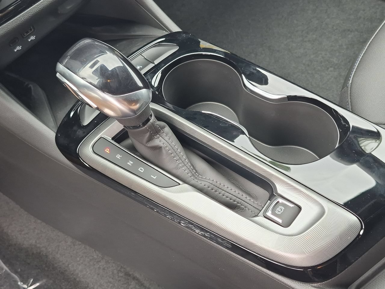 2026 Buick Envista Sport Touring - Photo 15