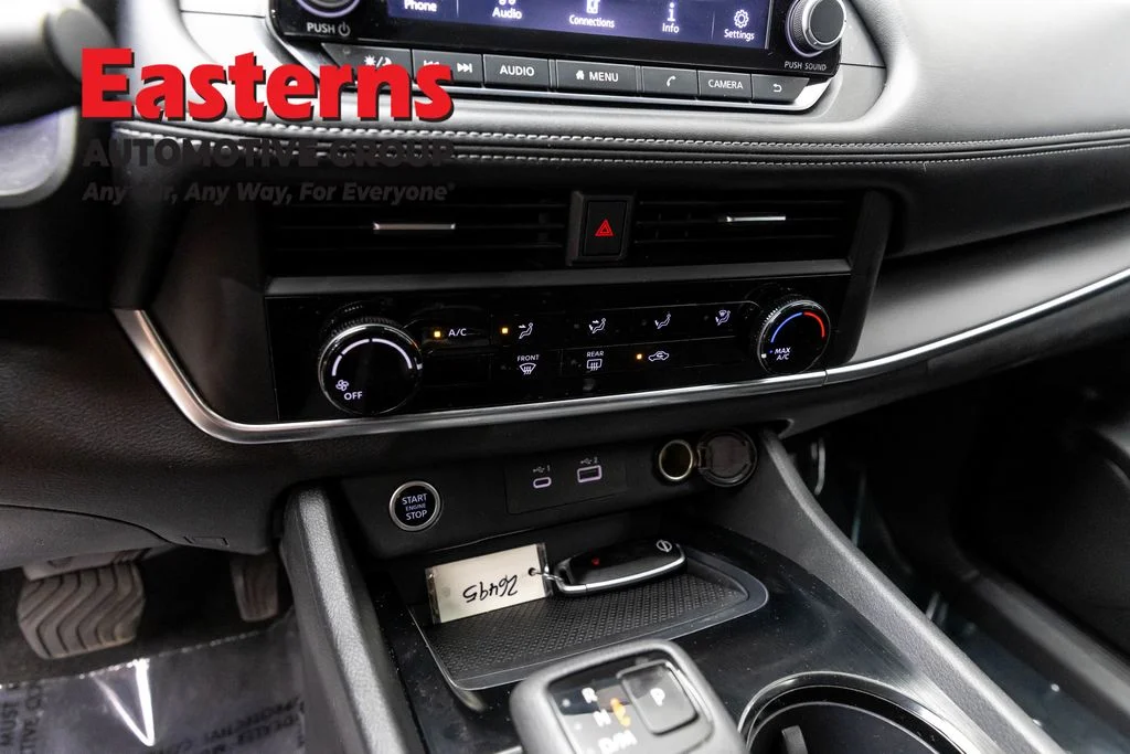 Used 2023 Gray Nissan S image 20