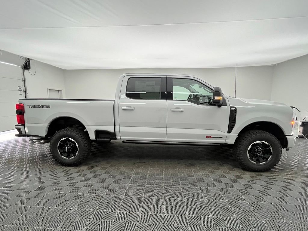 New 2026 White Ford Lariat image 8