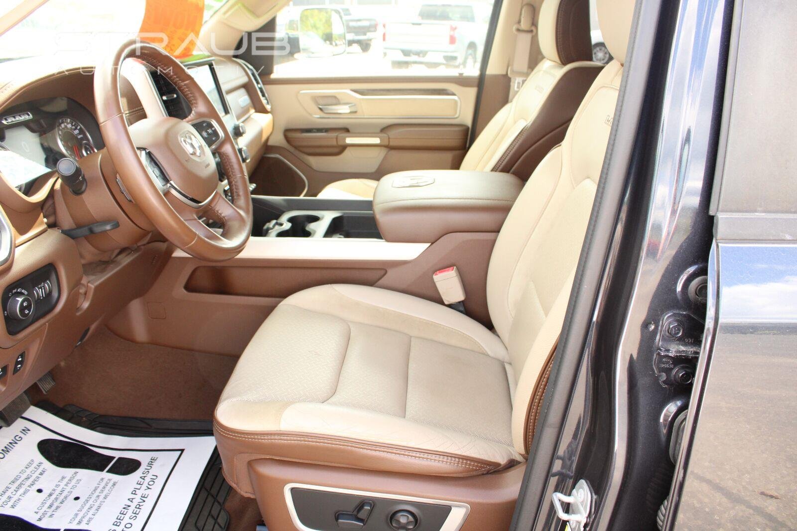 Used 2019 Maximum Steel Metallic Clearcoat Ram Laramie image 17