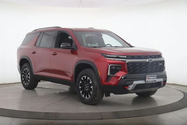 Used 2024 Red Chevrolet Z71 image 2