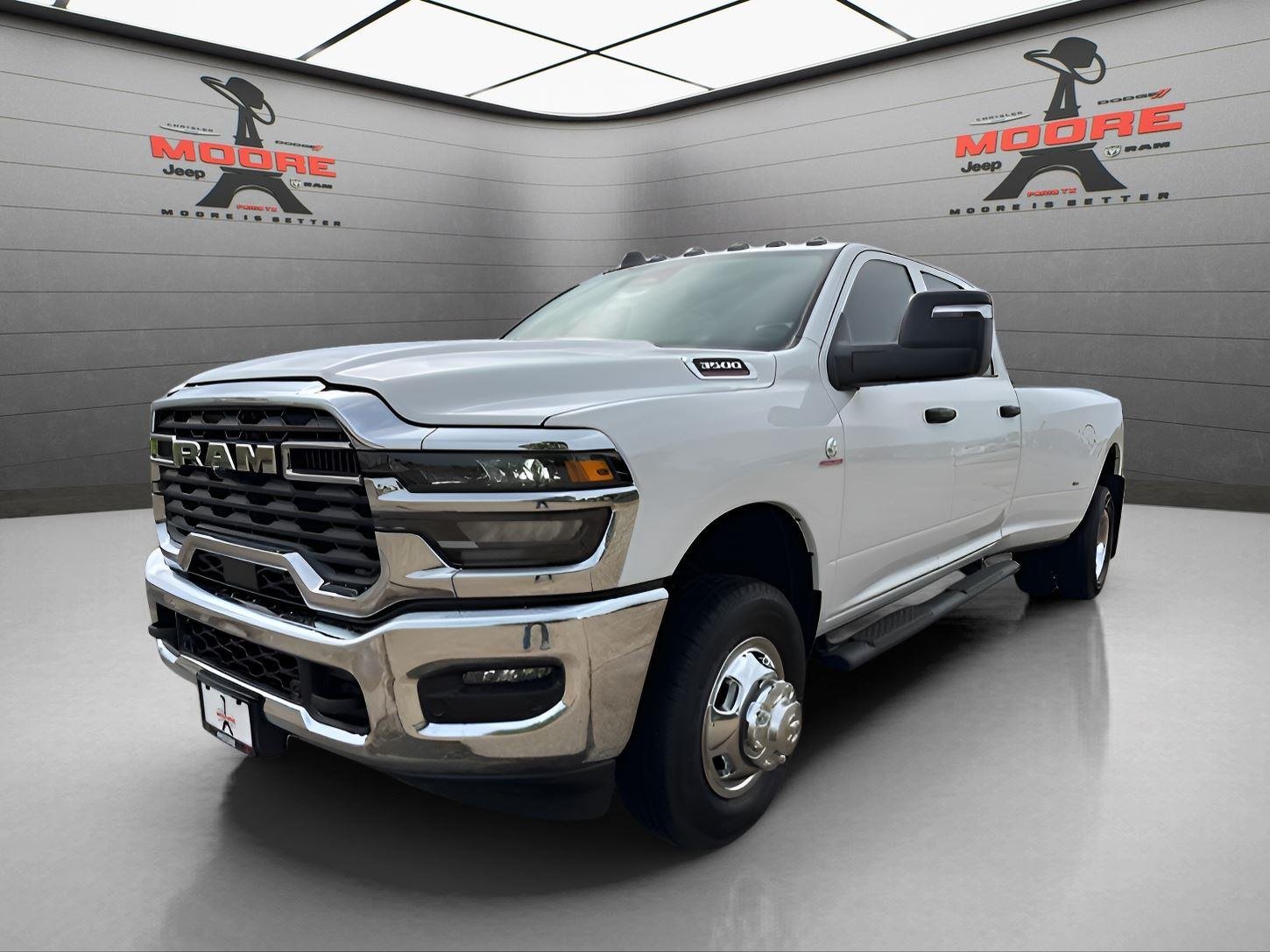 New 2026 Bright White Clear-Coat Exterior Paint RAM Tradesman image 3