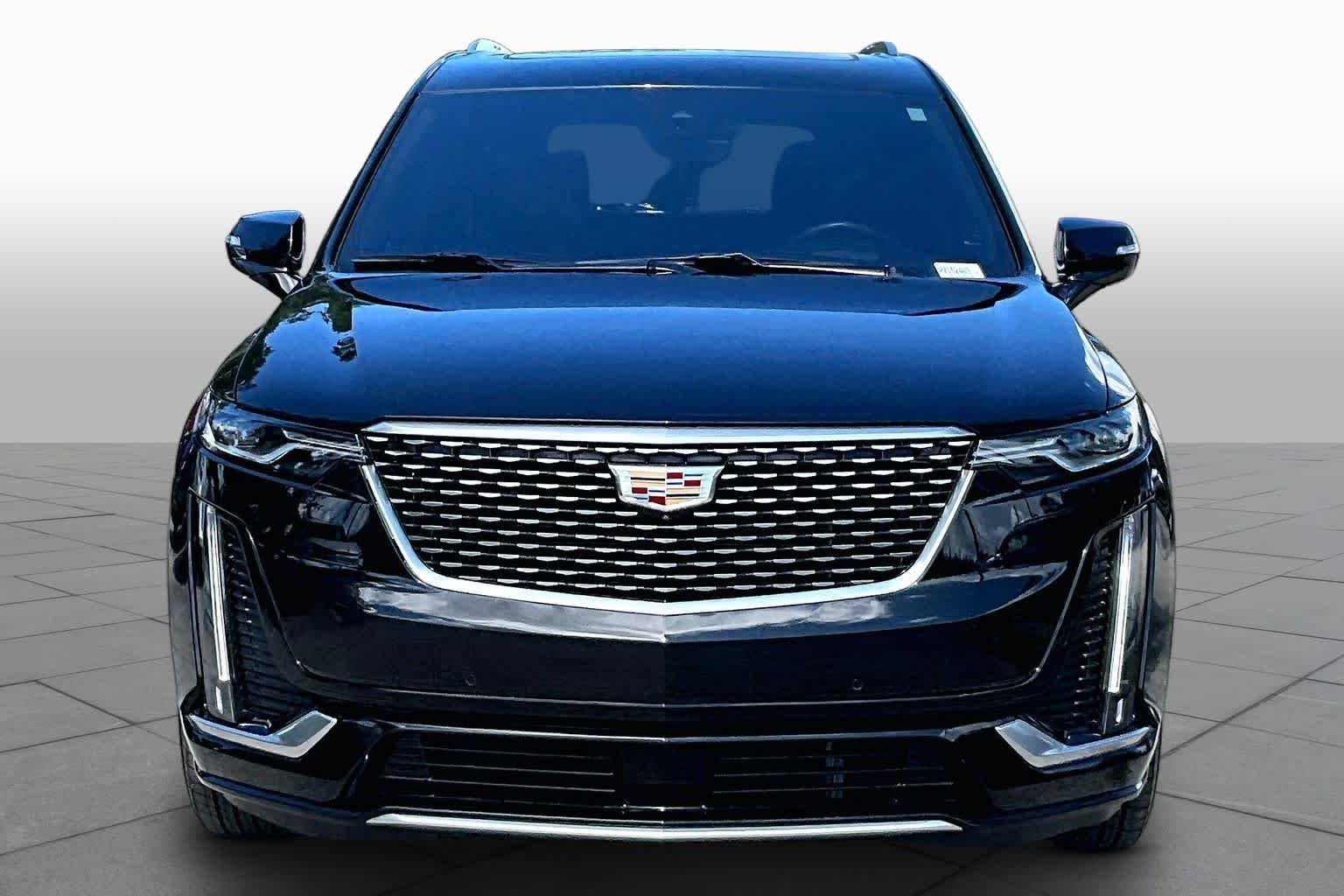 Pre-Owned 2023 Cadillac XT6 AWD Premium Luxury