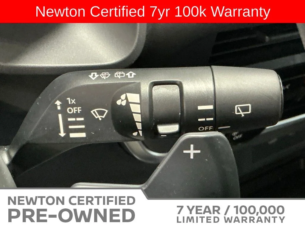 Certified Used 2025 Glacier White Nissan S image 30
