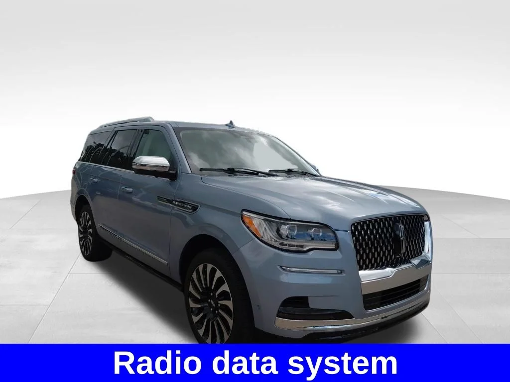 Used 2024 Crystal Blue Metallic Lincoln Black Label image 5