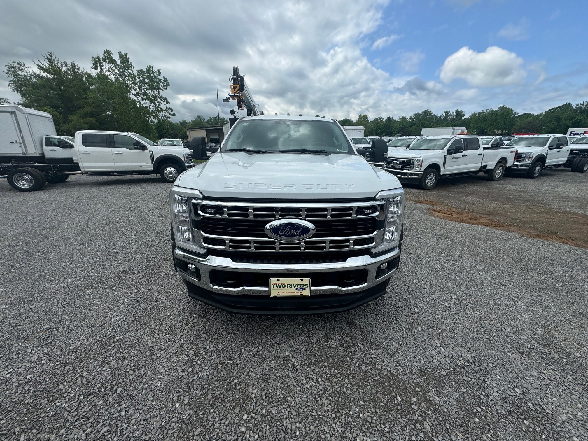 New 2026 Oxford White Ford F-550® XL image 22