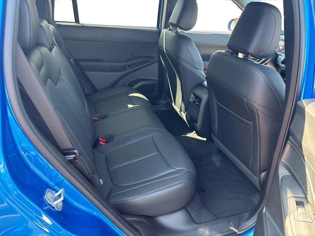 New 2026 Hydro Blue Pearlcoat Jeep Limited image 21