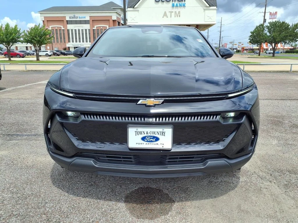 Used 2025 Black Chevrolet LT image 18