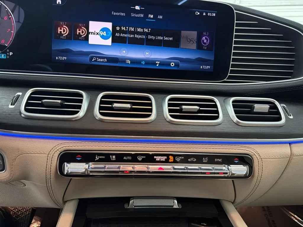 Certified Used 2024 White Mercedes-Benz GLE 450 image 20
