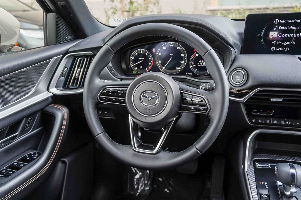 New 2026 Platinum Quartz Metallic Mazda 3.3 Turbo Premium Plus AWD image 17