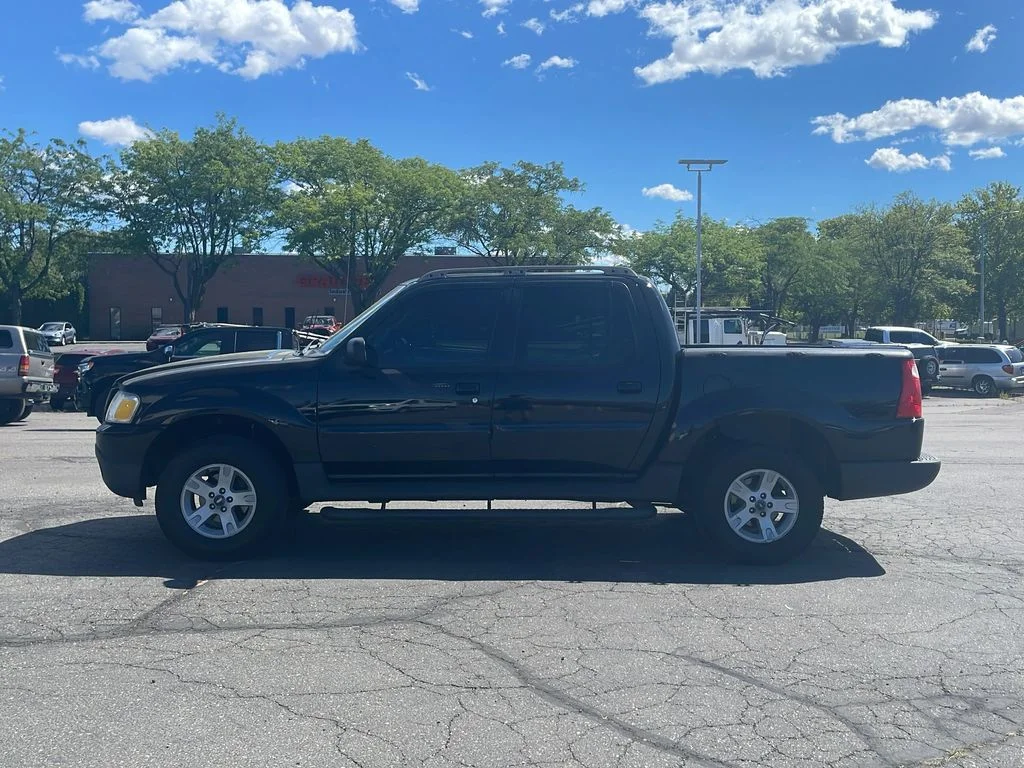 Used 2005  Ford Adrenalin image 4