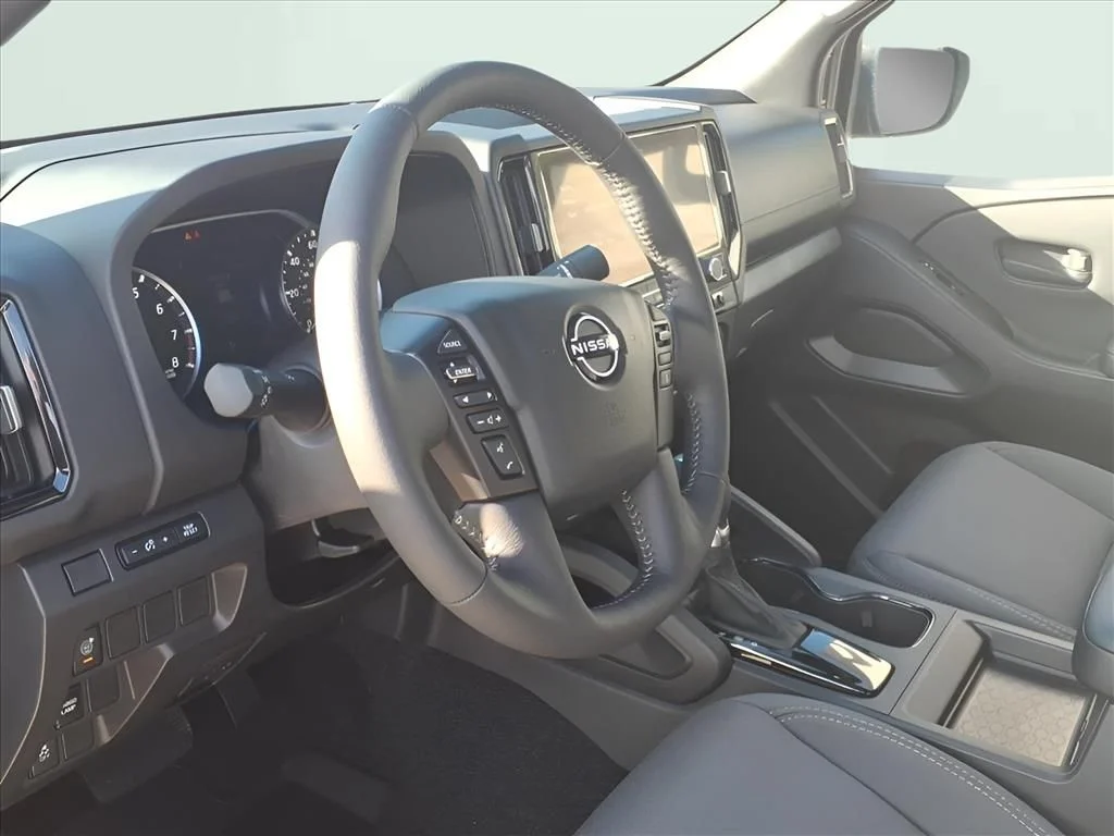 New 2026 Glacier White Nissan Crew Cab SV image 15