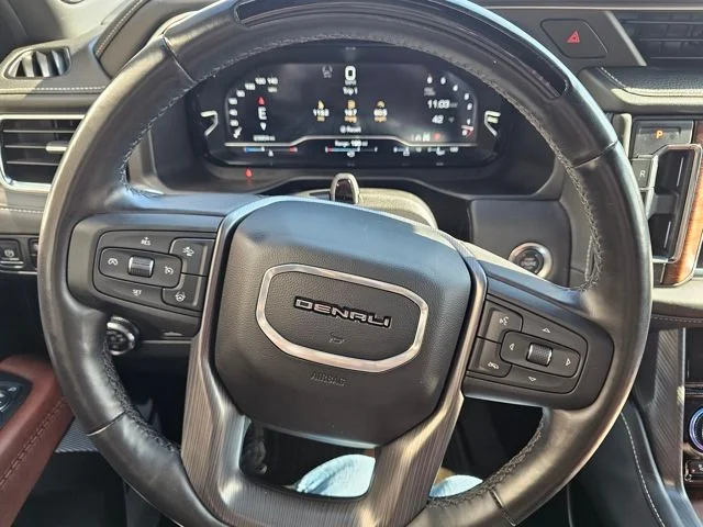 2024 GMC Yukon Denali Ultimate - Photo 35
