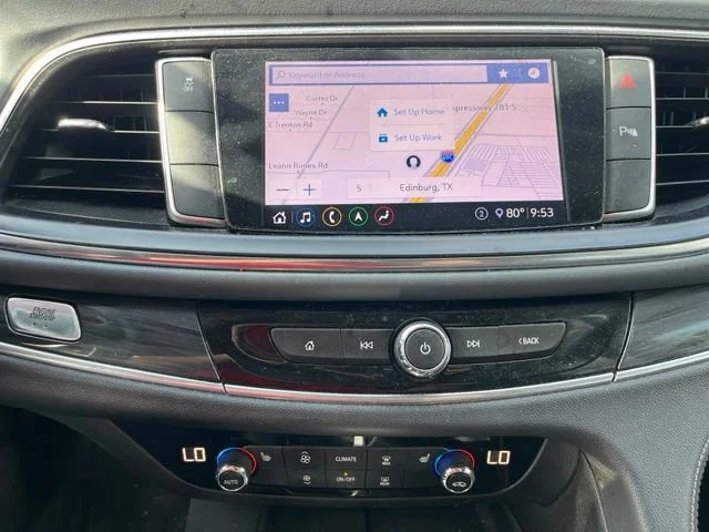 Used 2021 Includes Spectra Gray lower exterior accent color.) Buick Essence image 10