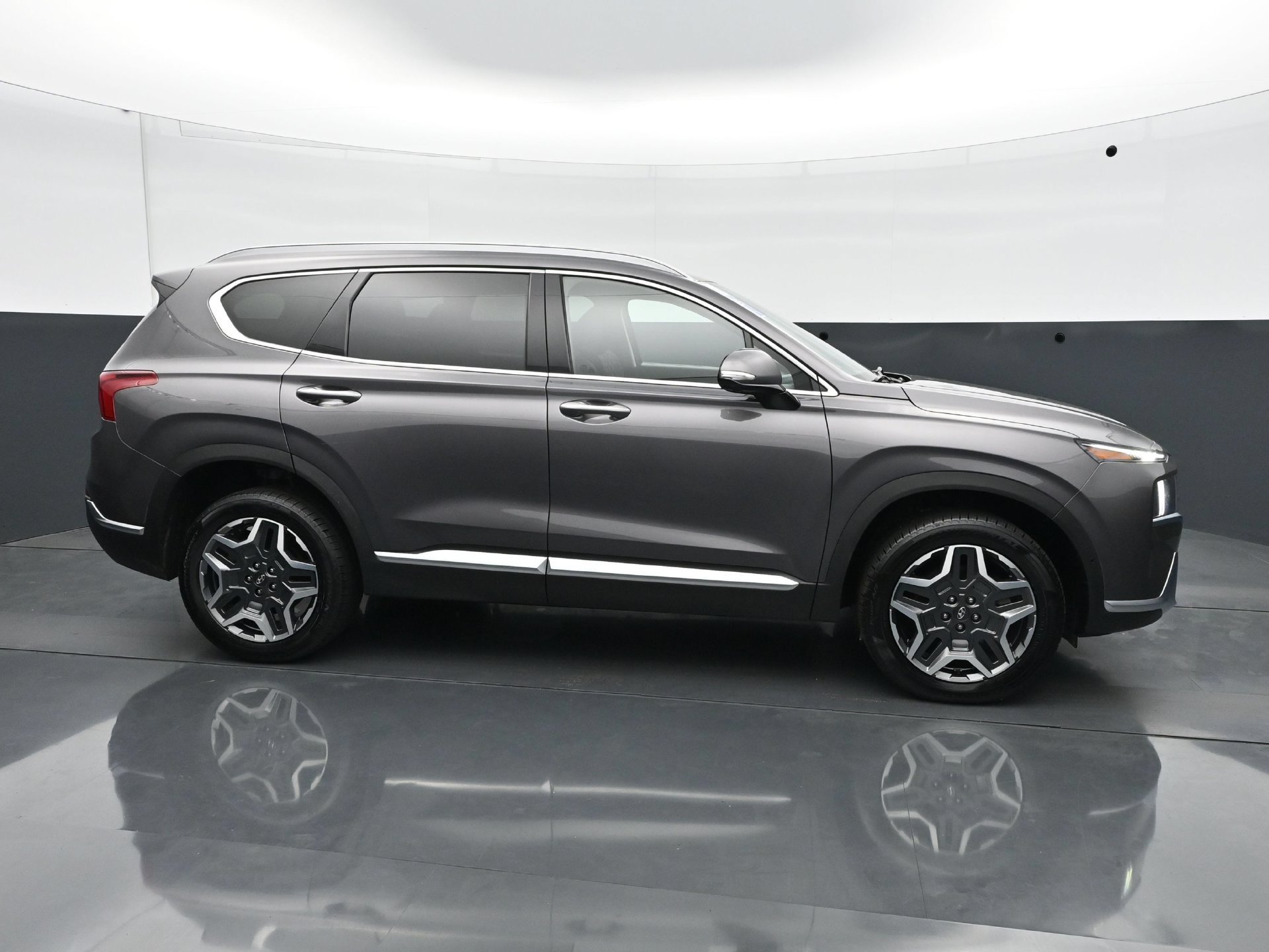 Used 2022 Portofino Gray Hyundai Limited AWD image 7