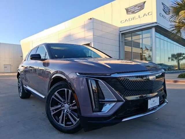 2026 Cadillac Lyriq Luxury AWD's photo