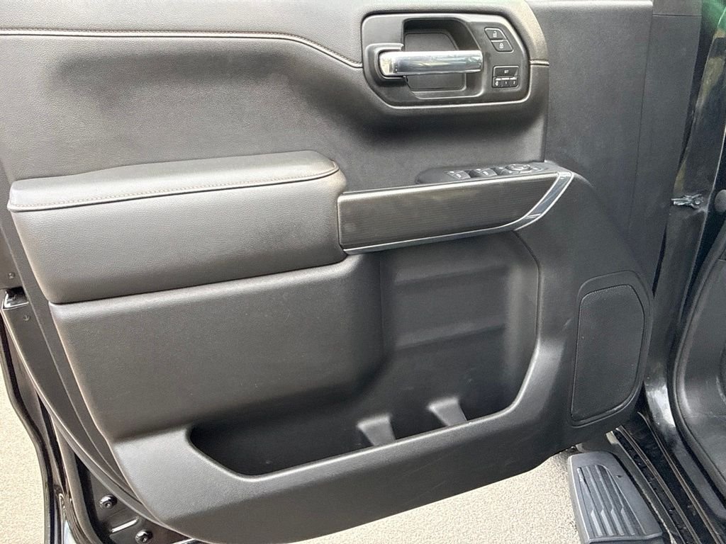 Used 2021 Black GMC AT4 image 22