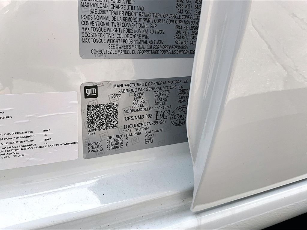 Used 2022 White Chevrolet RST image 37